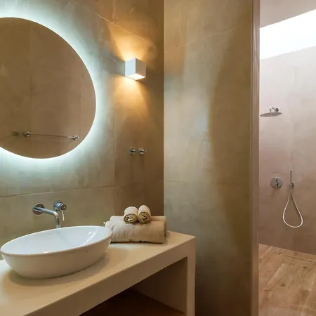 Luxurious Antiparos * Agios Georgios (Antiparos)