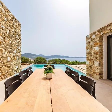 Luxurious Antiparos Agios Georgios